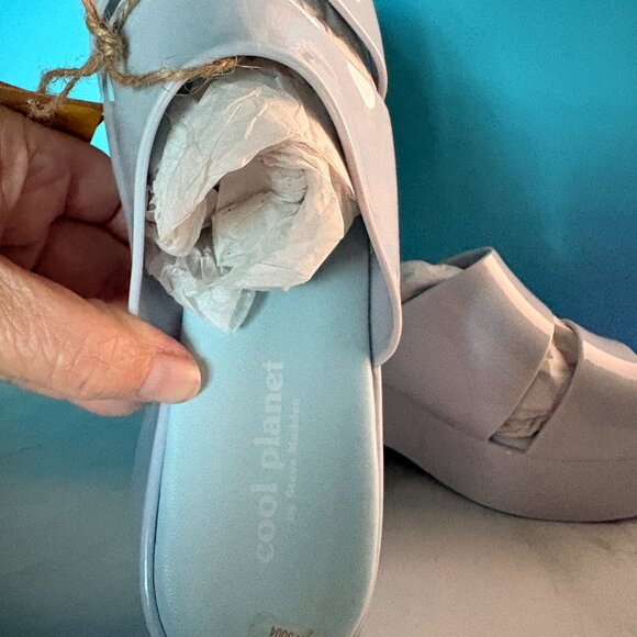 Cool Planet by Steve Madden Baby Blue Slip Ons Size 6 - Picture 4 of 4